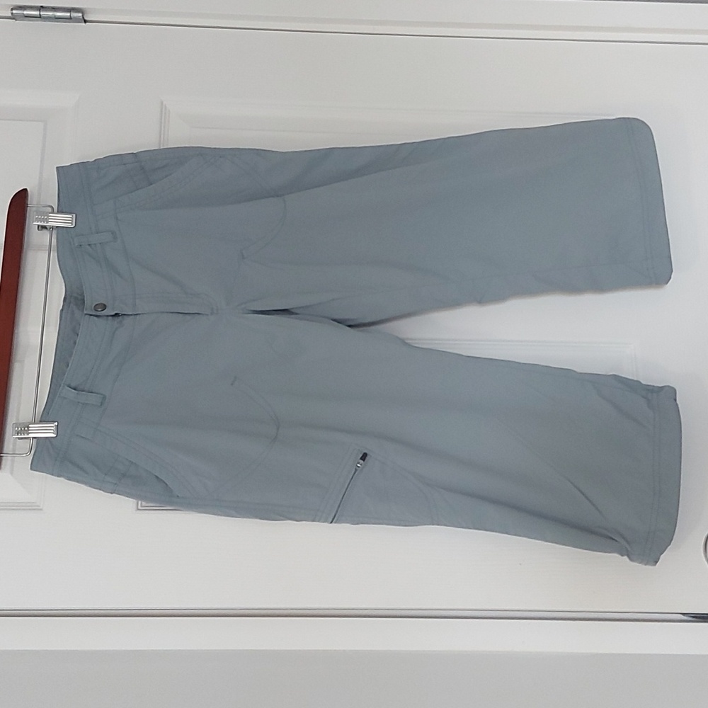 Eddie Bauer Travex capri pants